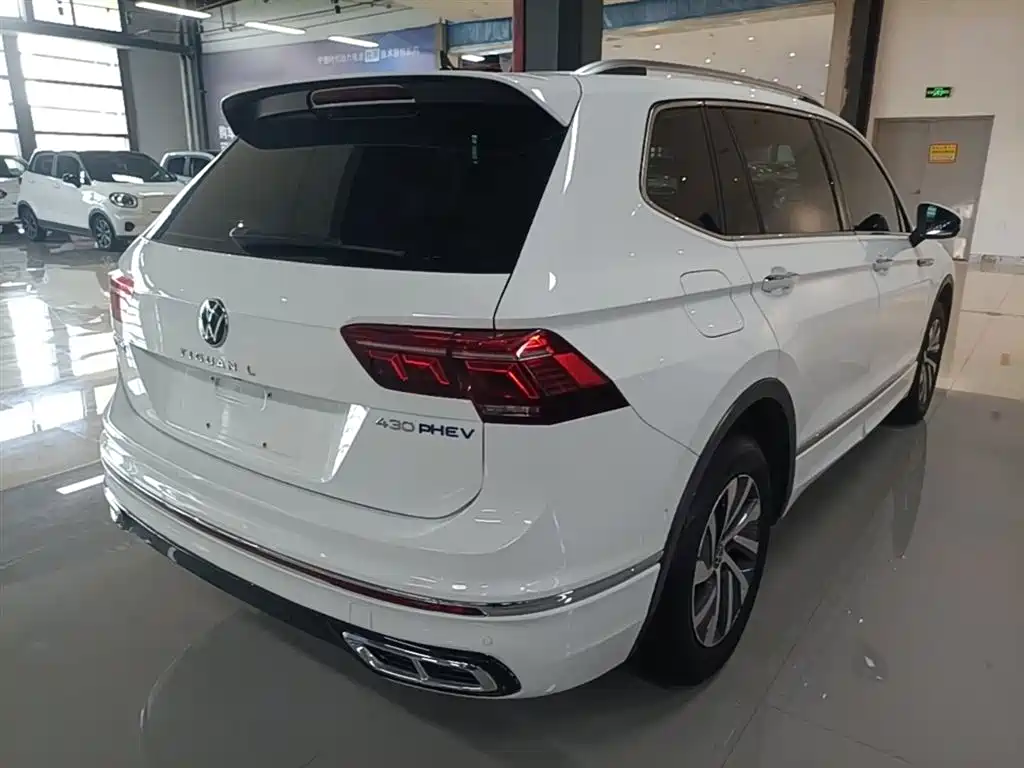 Volkswagen Tiguan L PHEV 2023 430PHEV Plug-in Hybrid Premium фото 7