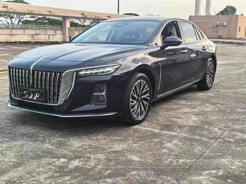 Hongqi H5 2023 2.0T Auto Smart Connect Flag Enjoy