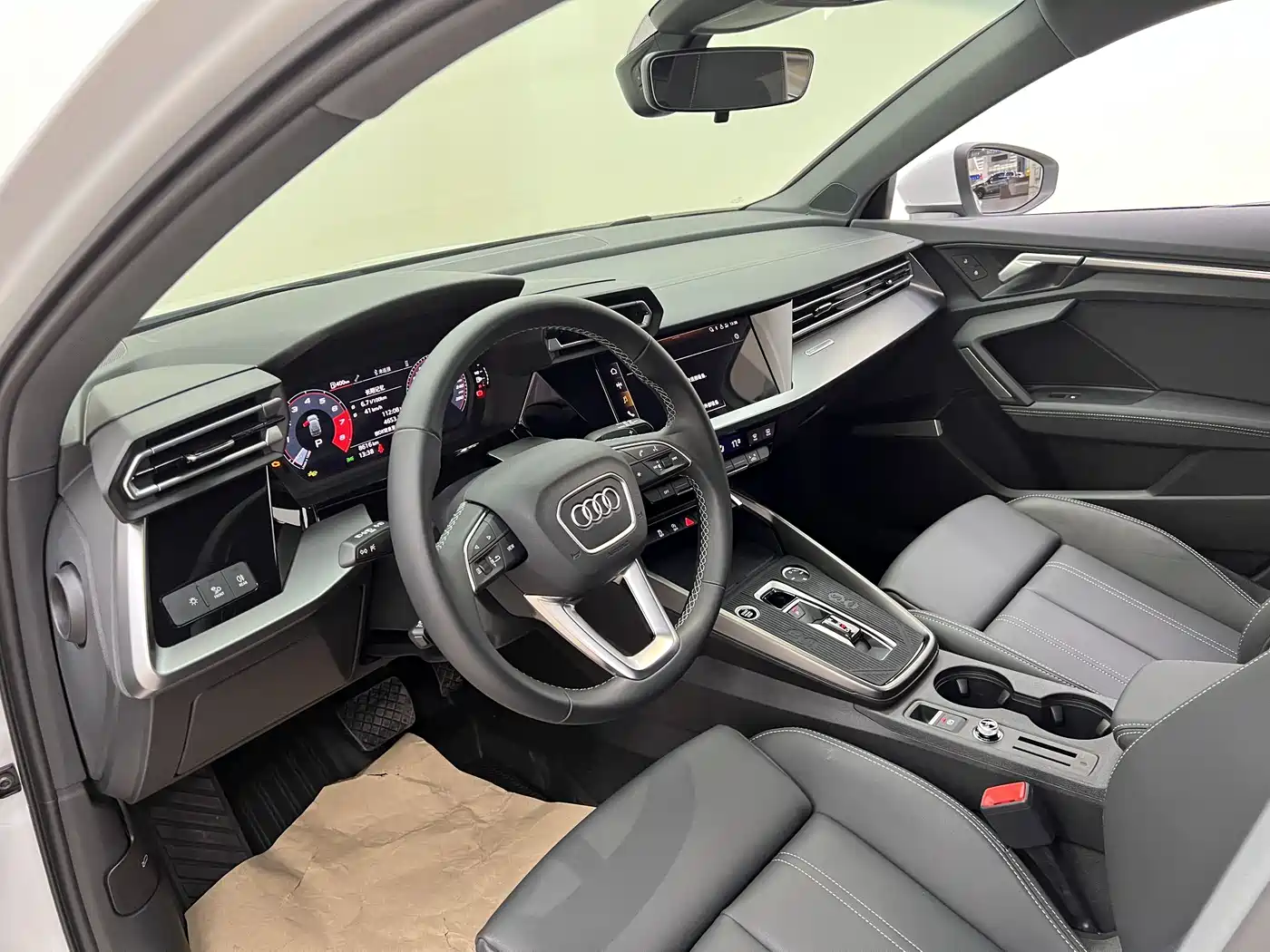 Фото 12 - Audi A3