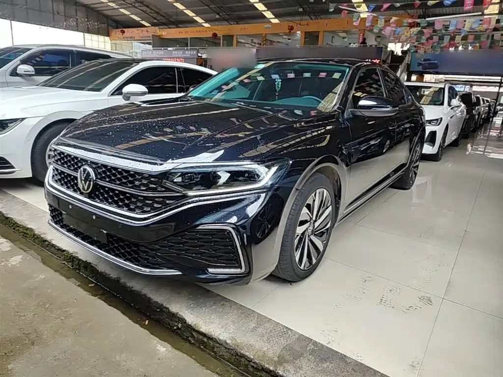 Volkswagen Passat 2022 330TSI Starlight Elite Edition
