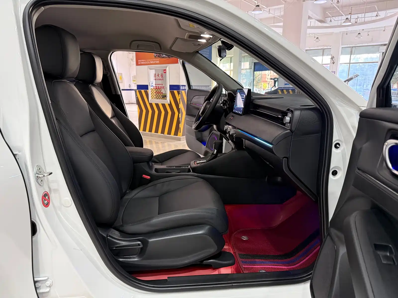 Photo 11 - Honda Vezel