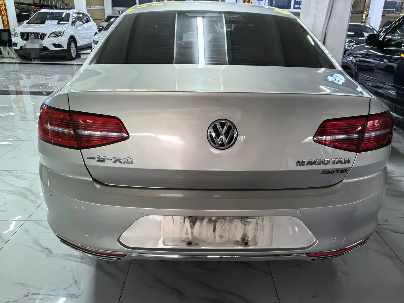 Volkswagen Magotan 2017 330TSI DSG Luxury фото 5