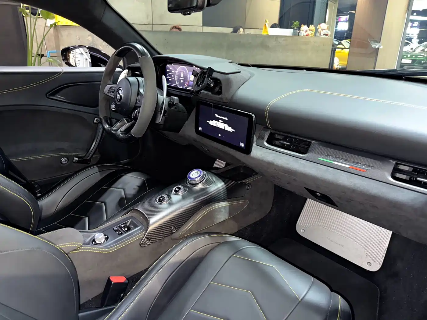Maserati MC20 2020 3.0T Standard Edition фото 17