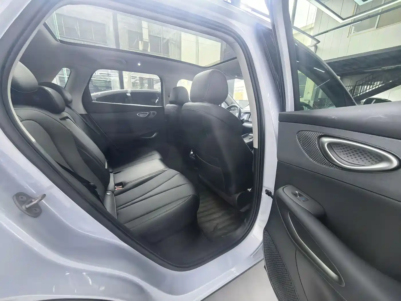 BYD Hai Shi 05 EV 2025 520KM Flagship Smart Navigation Edition фото 15