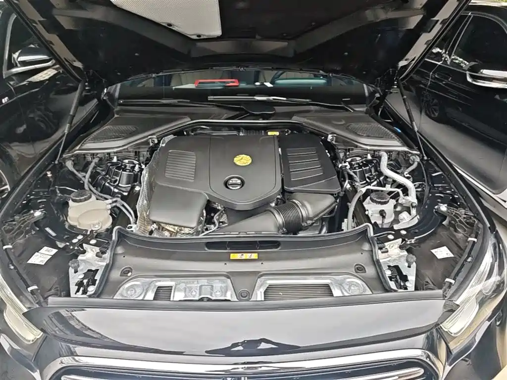 Mercedes-Benz E-Class 2024 Model E 300 L Luxury фото 20