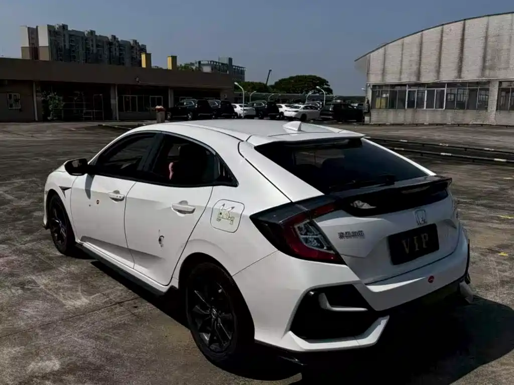 Honda Civic 2021 HATCHBACK 220TURBO CVT Trend Controller фото 9