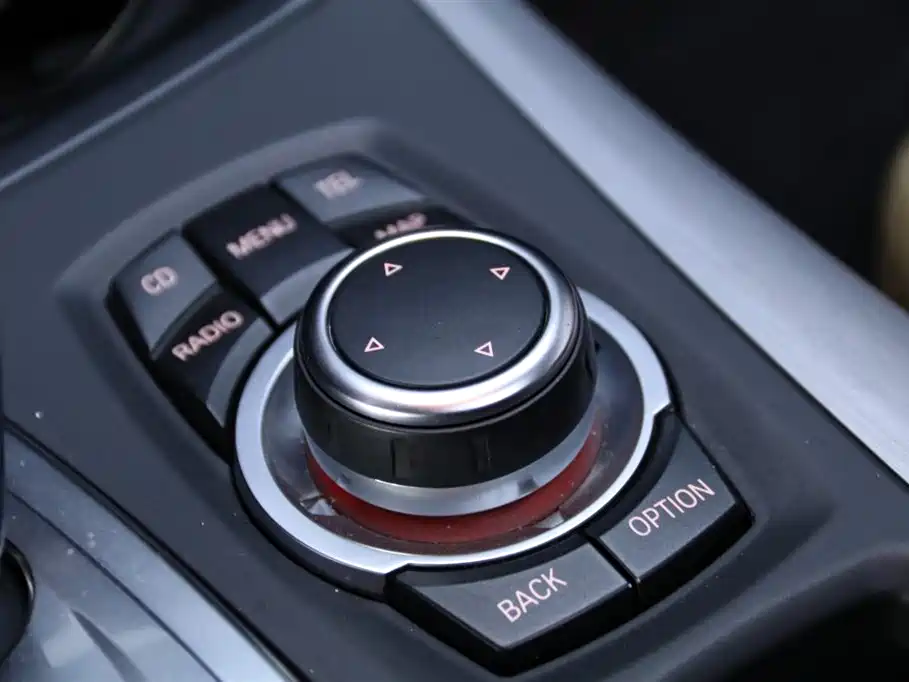 BMW X5 M 2010 X5 M фото 12