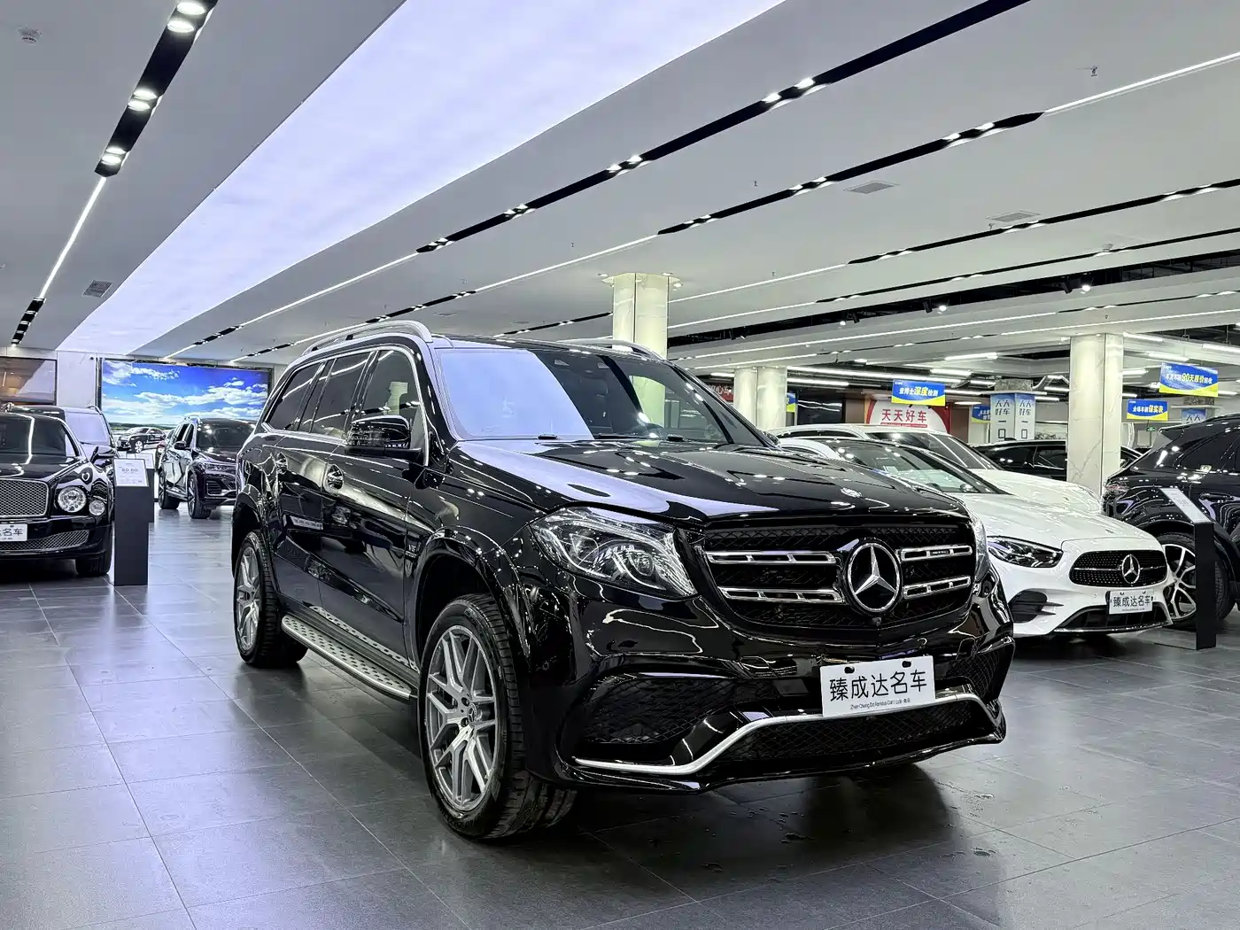 Mercedes-Benz GLS AMG 2016 AMG GLS 63 4MATIC фото 2
