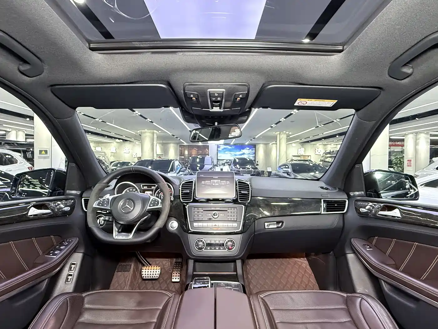 Mercedes-Benz GLS AMG 2016 AMG GLS 63 4MATIC фото 7