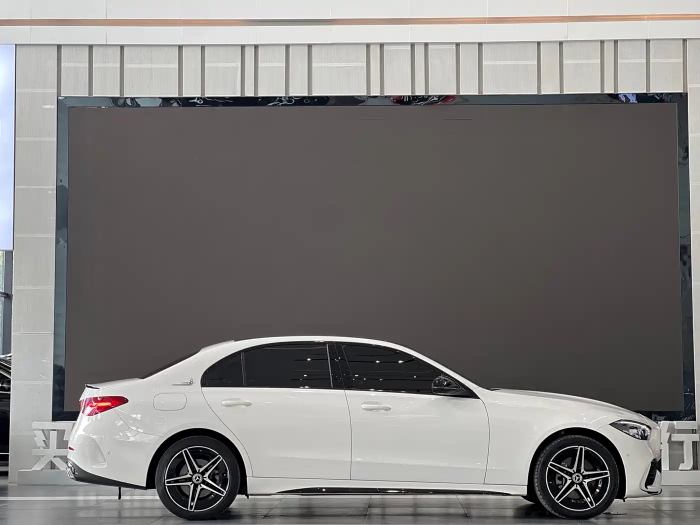 Mercedes-Benz C-Class 2023 C 260 L Night Edition Sport фото 22