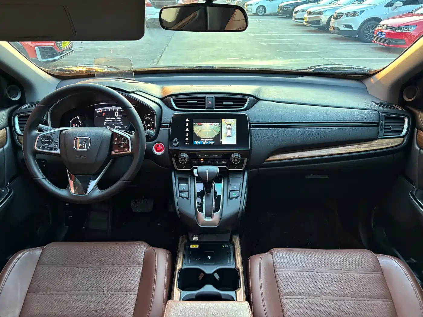 Фото 15 - Honda CR-V