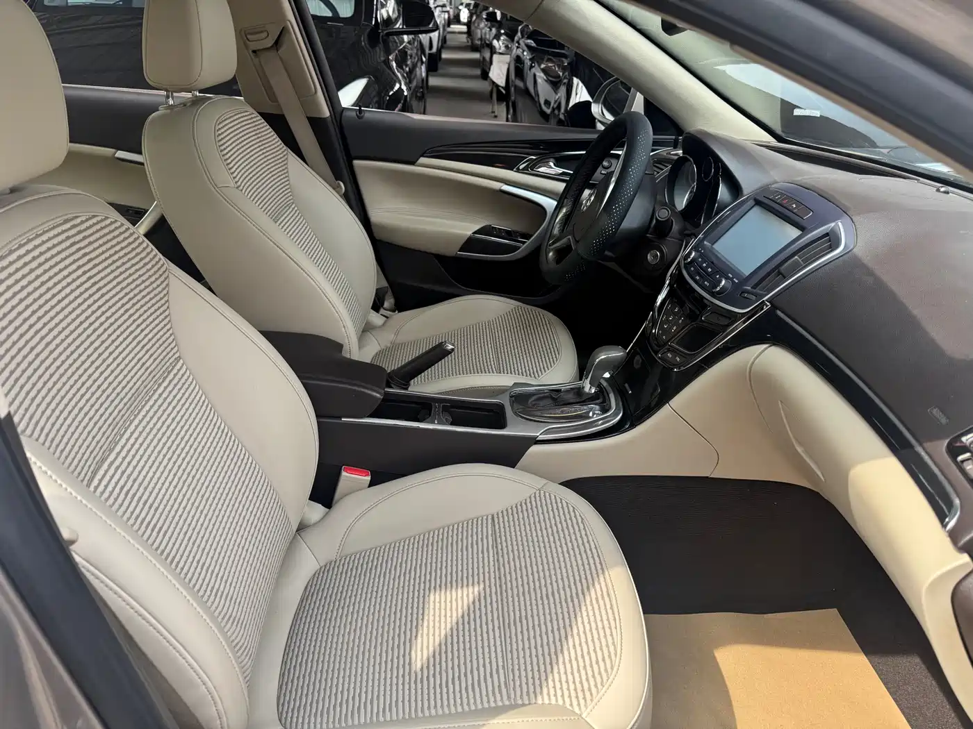 Buick Regal 2014 2.0L Leading Fashion Type фото 5