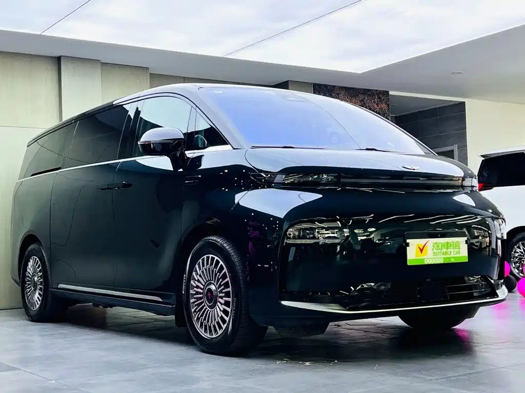 Geely Galaxy Yizhen L380 2025 2025 Model 805km Flagship Edition AWD