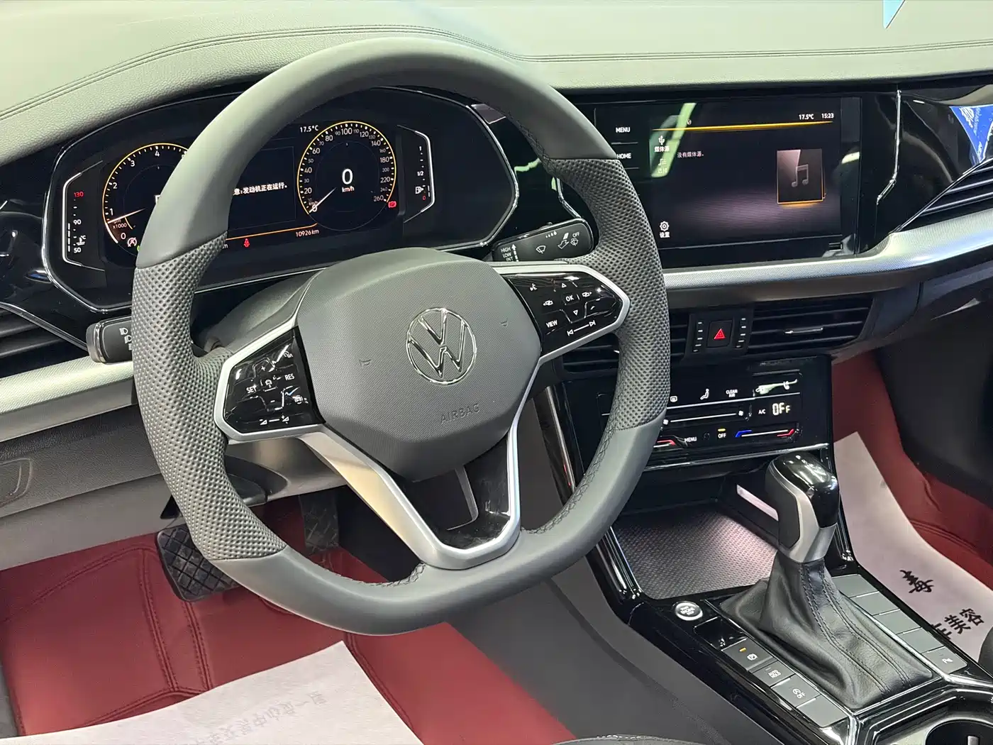 Volkswagen Passat 2024 380TSI Starlight Dragon Soaring Edition фото 7