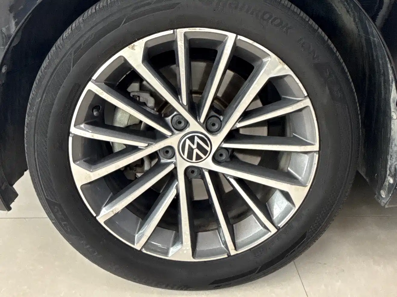 Volkswagen Magotan 2020 330TSI DSG Luxury фото 7