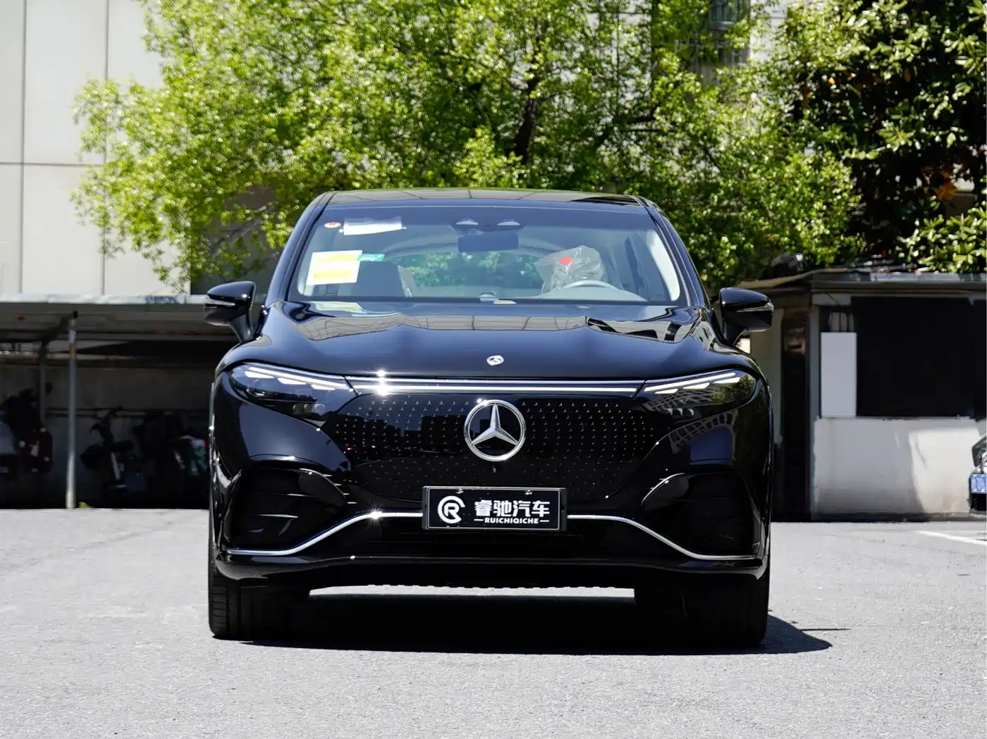 Mercedes-Benz EQS SUV 2025 Model 500 4MATIC фото 2