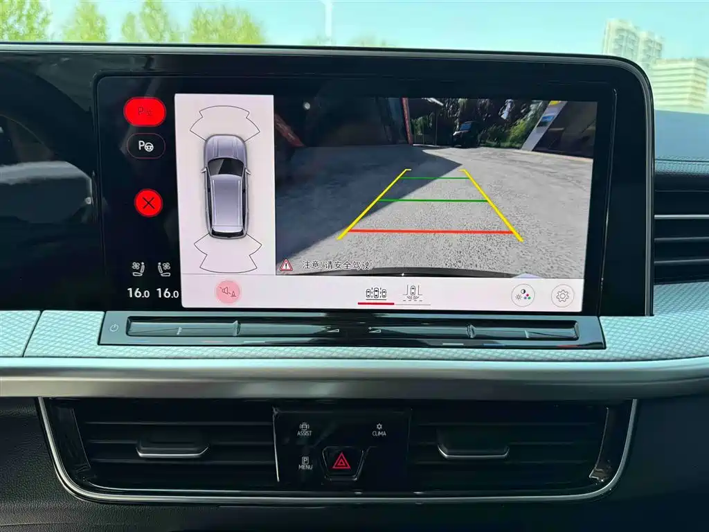 Volkswagen Talagon 2023 380TSI 4WD R-Line Launch Edition фото 18