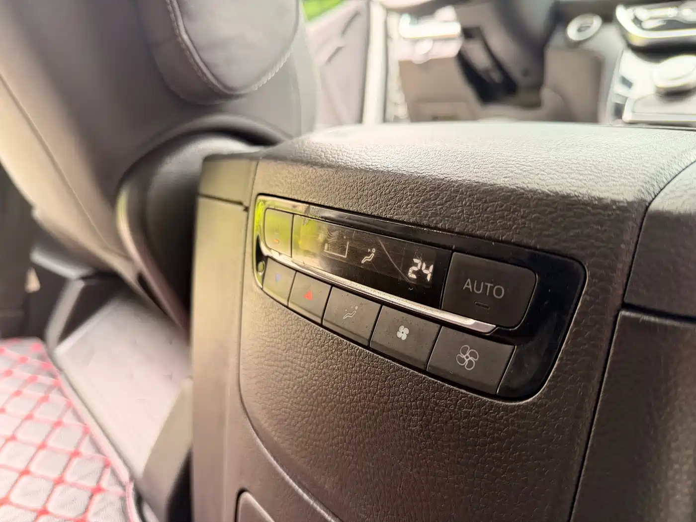SAIC Maxus Maxus G20 2021 PLUS 2.0T Diesel Automatic Luxury Edition фото 22