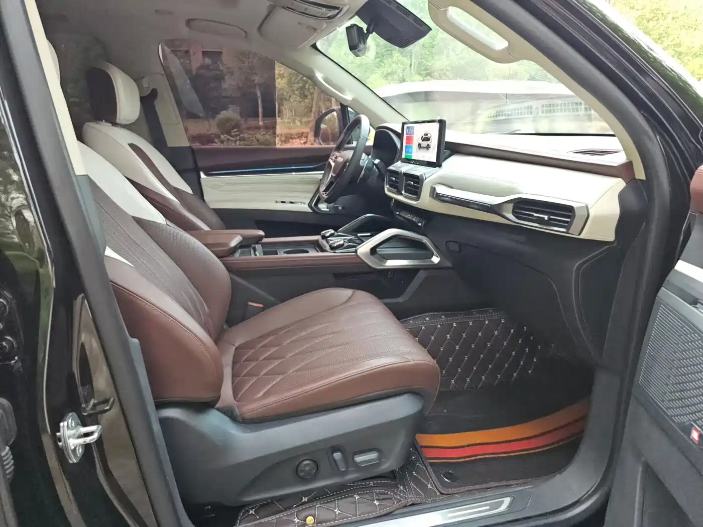 SAIC Maxus Territory 2023 2.0T Raging Flagship 6-Seater фото 7
