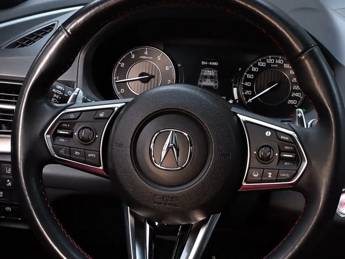 Photo 31 - Acura RDX