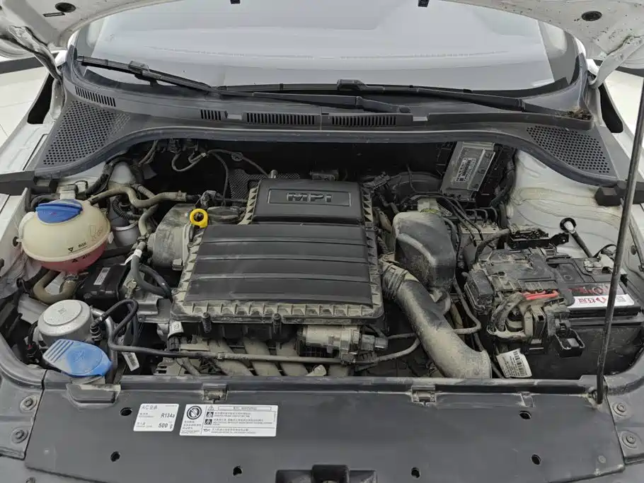 Photo 10 - Škoda Rapid