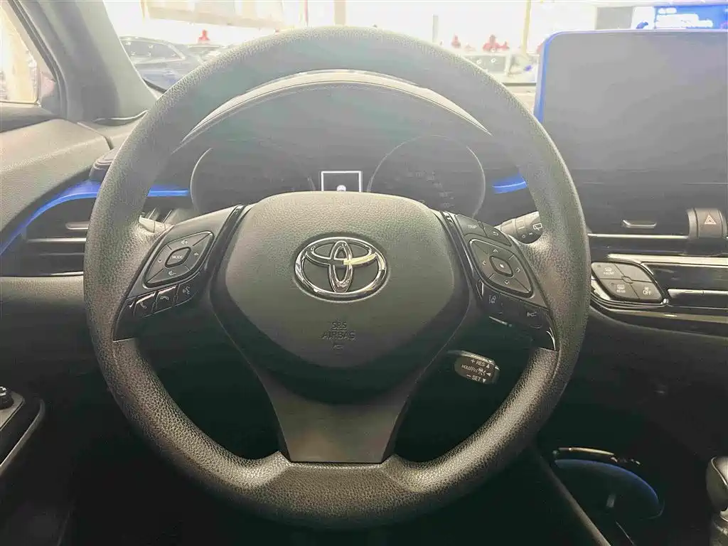 Toyota C-HR 2020 2020 Model 2.0L Leading