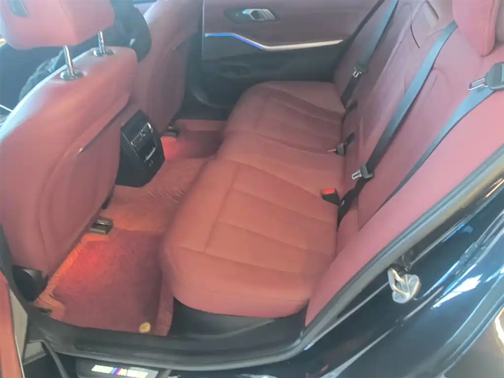 BMW 3 Series 2024 325Li M Sport Shadowline Package фото 17