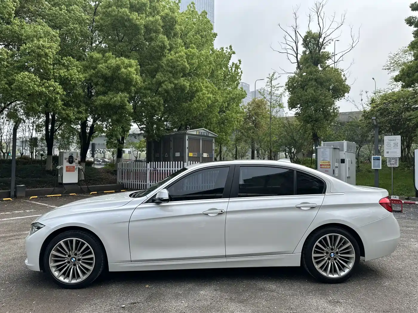 BMW 3 Series 2019 320Li Fashion Type фото 7