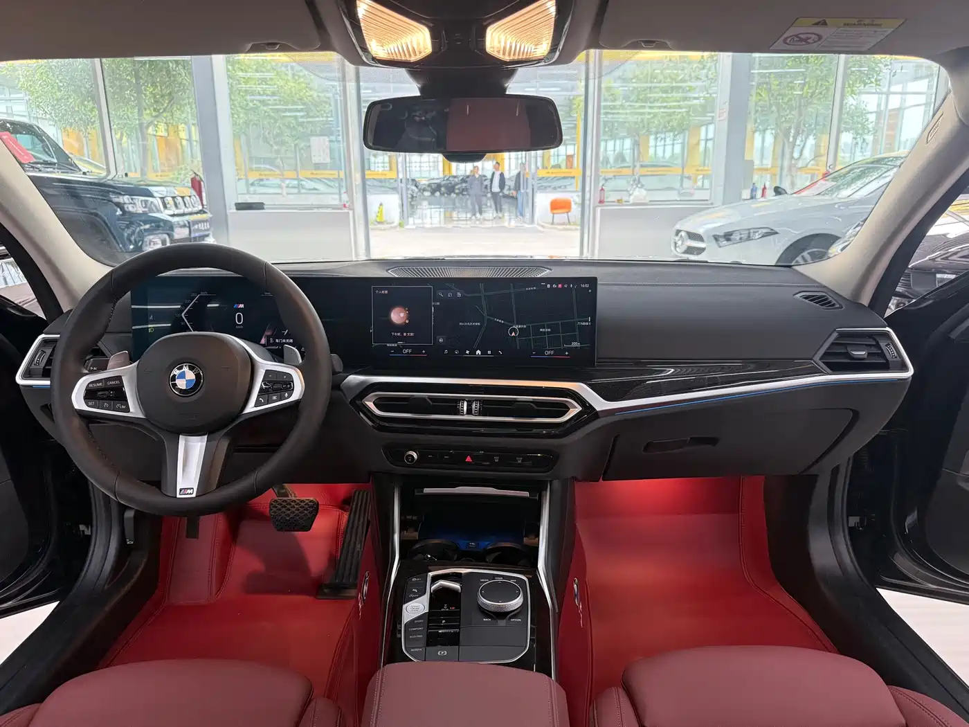 BMW 3 Series 2024 325Li M Sport Package фото 7