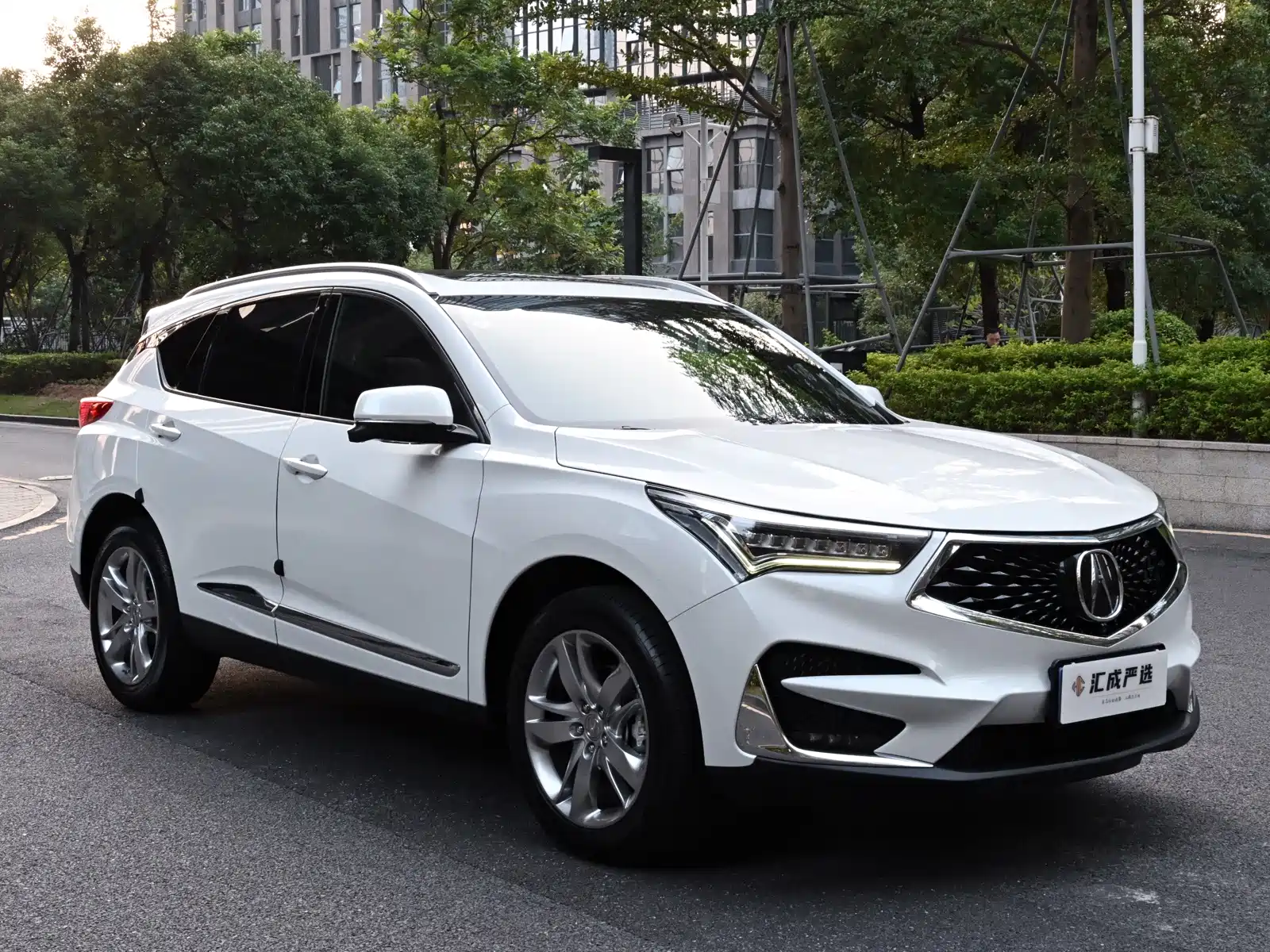 Photo 7 - Acura RDX