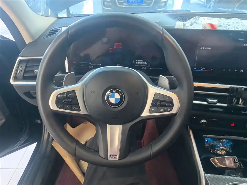 BMW 3 Series 2024 325Li M Sport Shadowline Package фото 11