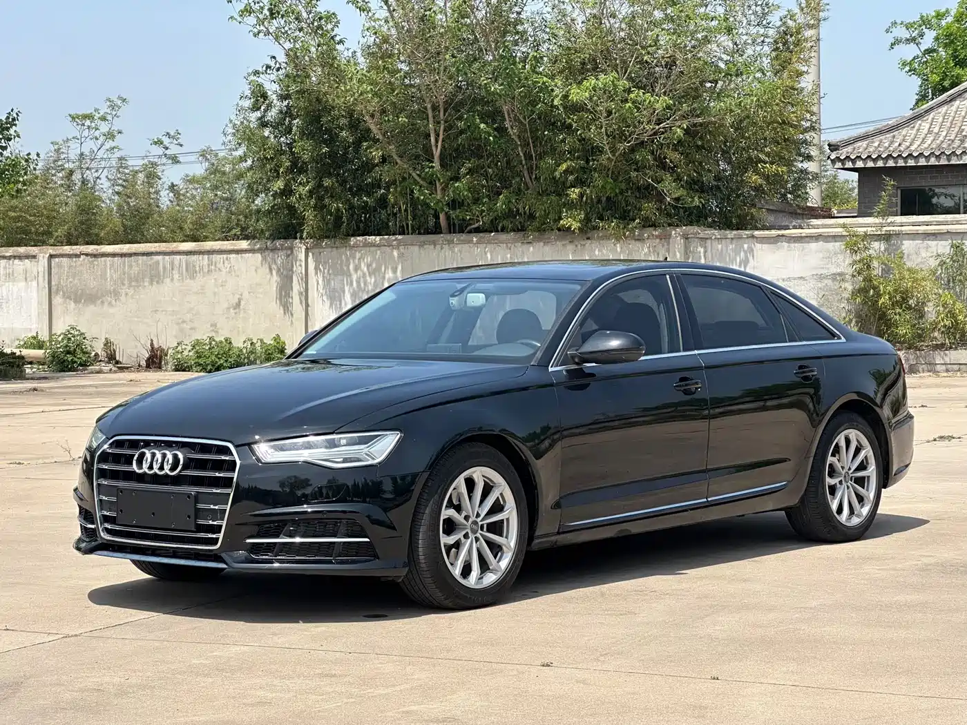 Audi A6L 2014 30 FSI Comfort