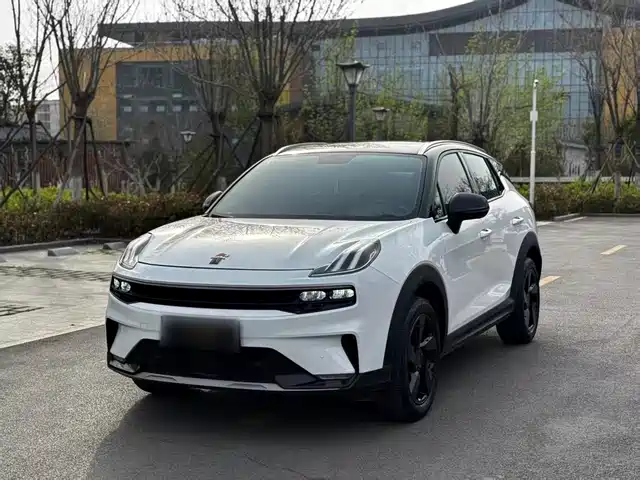 Lynk & Co 06 2021