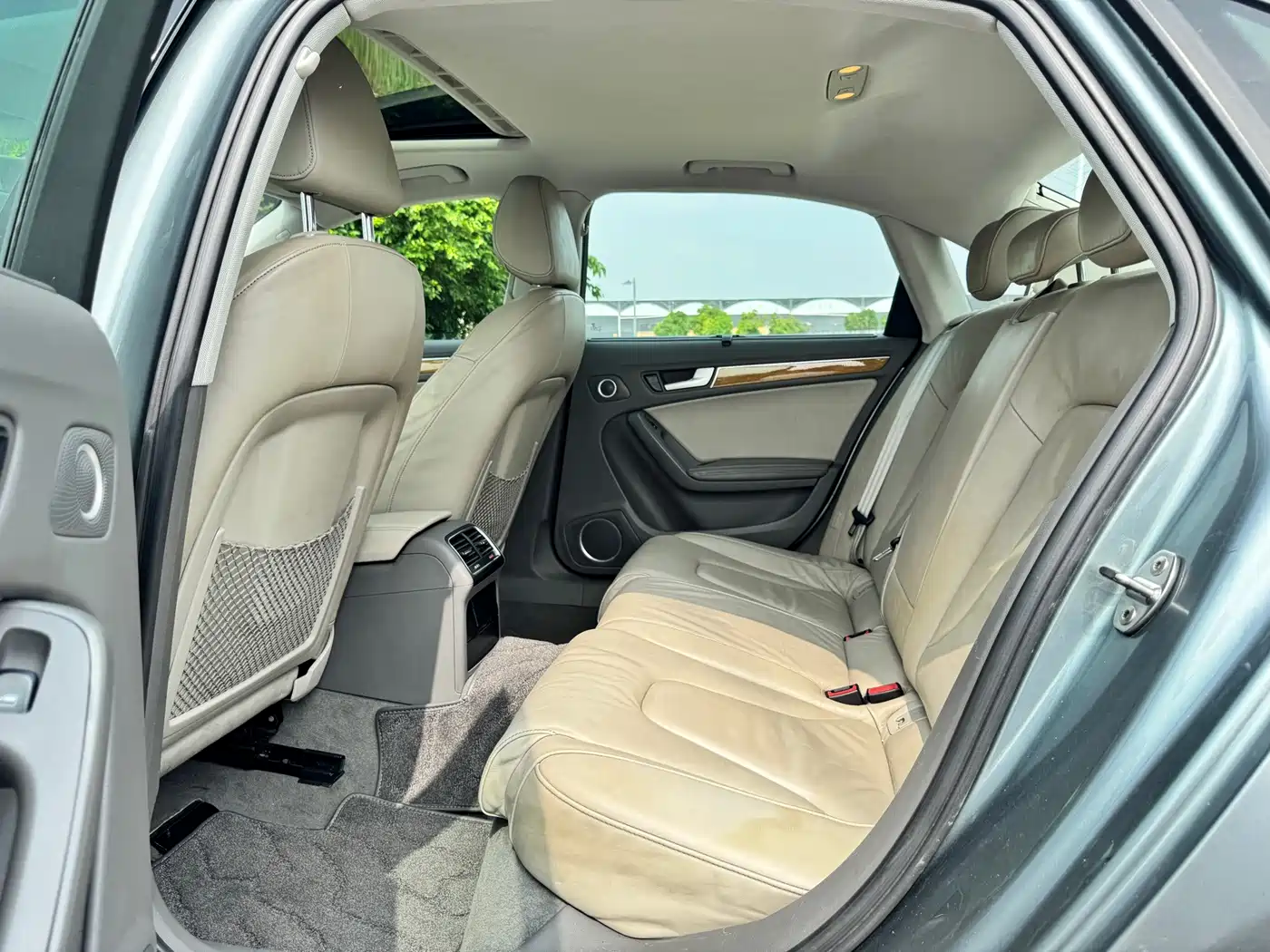 Photo 11 - Audi A4L