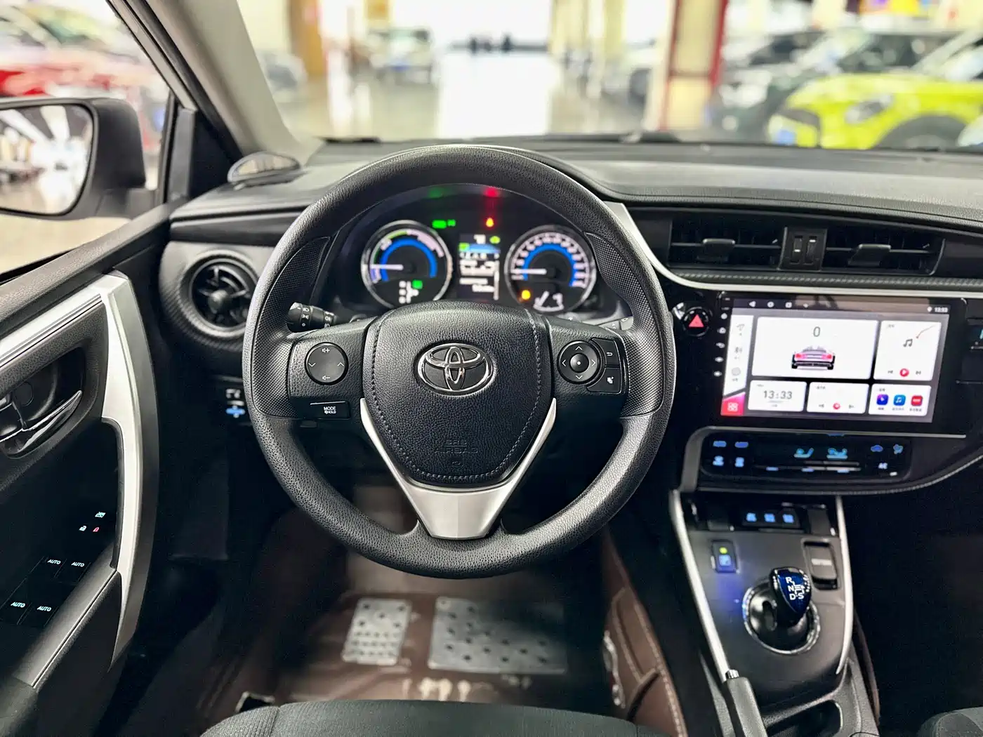 Toyota Levin 2017 Facelift Hybrid 1.8H GS E-CVT Elite Sunroof Edition China V фото 5