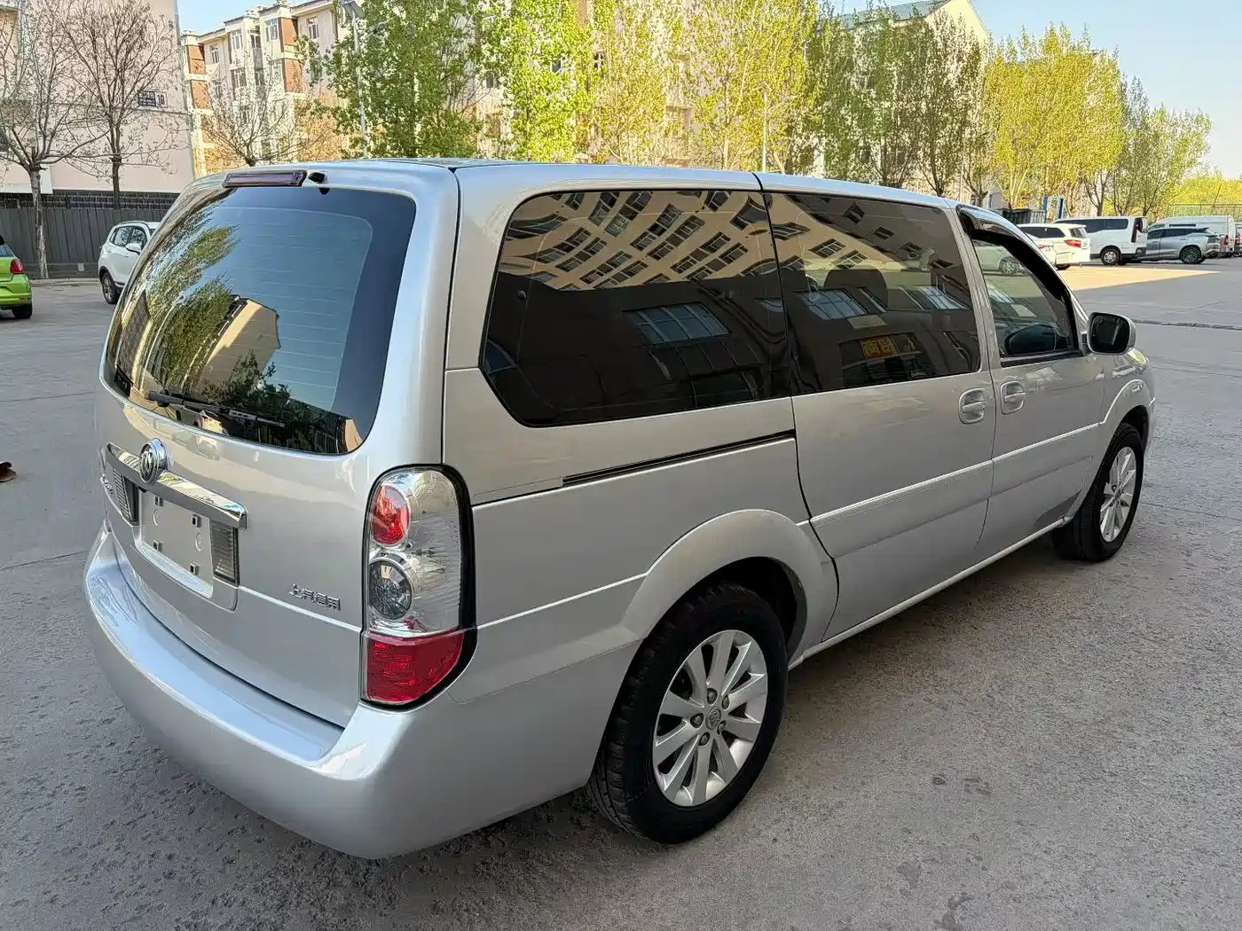 Buick GL8 2014 2.4L Classic Edition фото 4