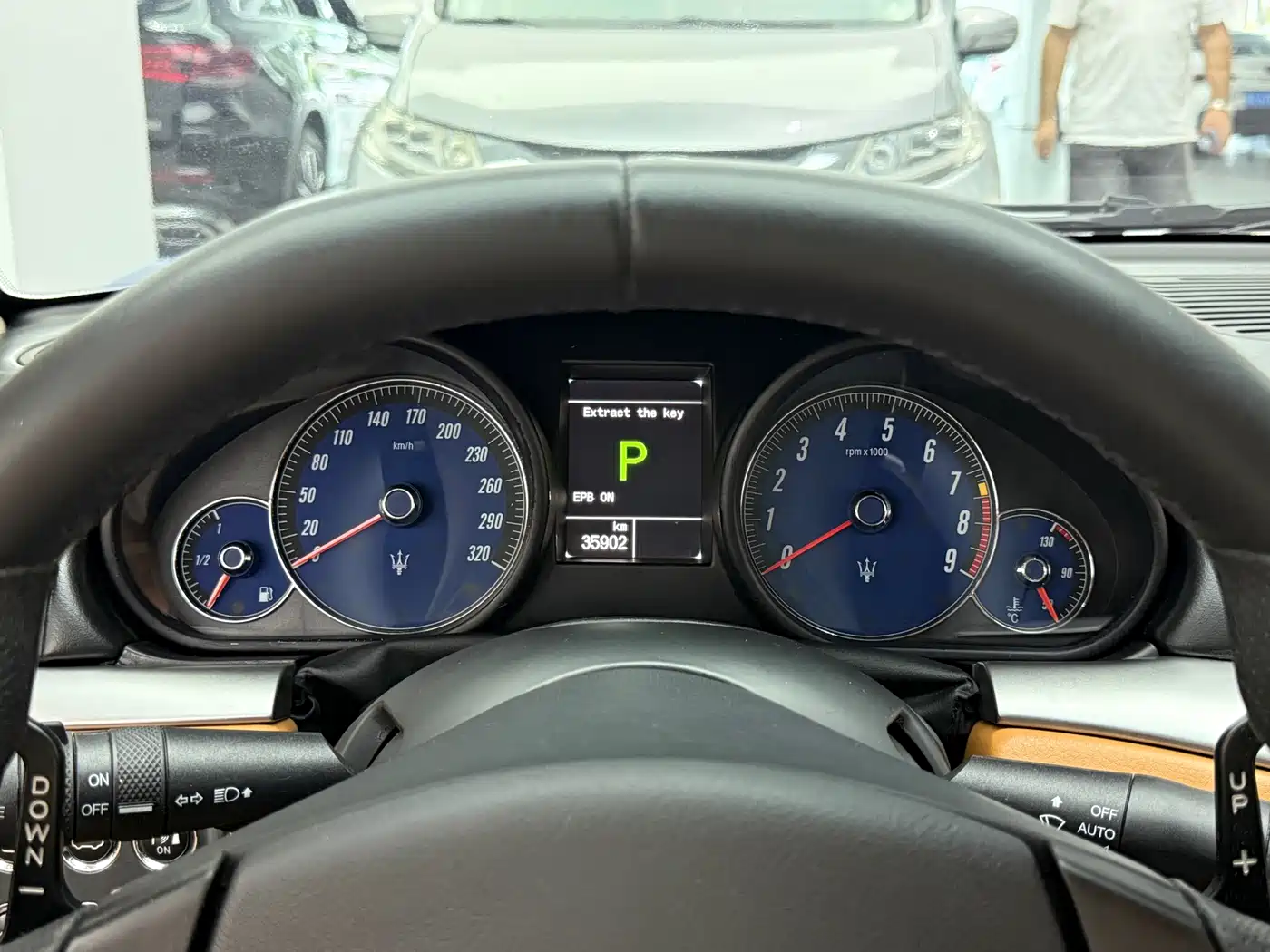 Maserati GranTurismo 2015 2007 4.2L Standard