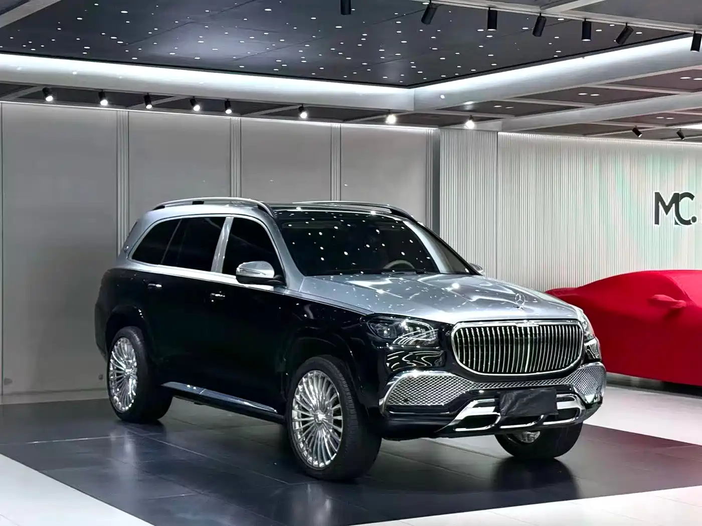 Mercedes-Benz Maybach GLS 2022 GLS 600 4MATIC Etiquette Edition фото 2