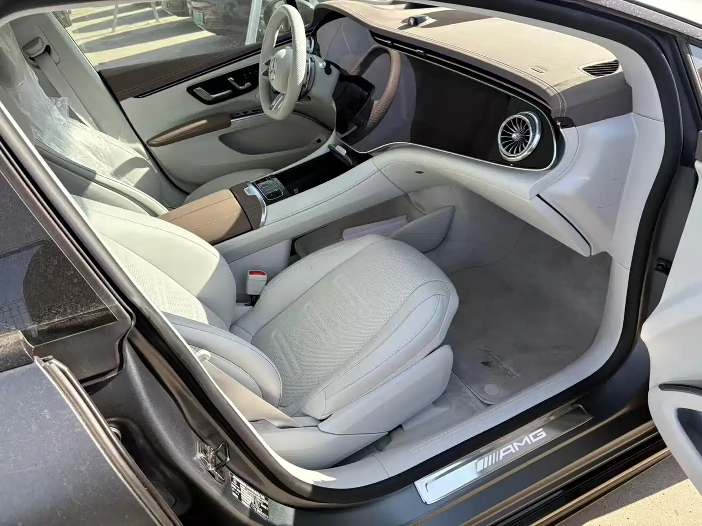 Mercedes-Benz EQS AMG 2023 AMG EQS 53 4MATIC+ фото 10
