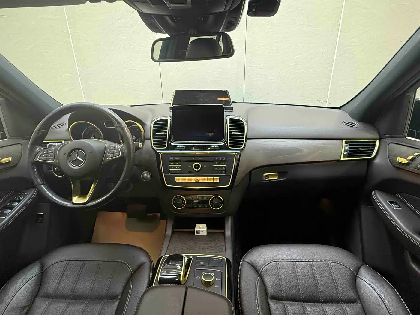 Mercedes-Benz GLE 2017 GLE 320 4MATIC Luxury фото 12