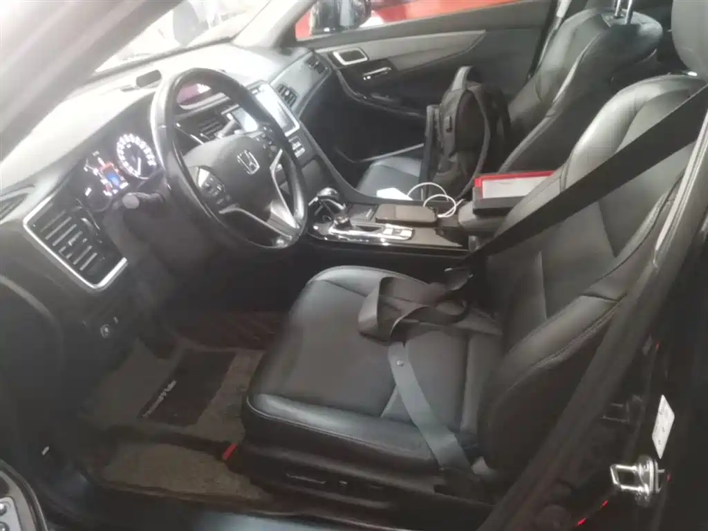 Honda Spirior 2015 2015 2.0L Premium Edition