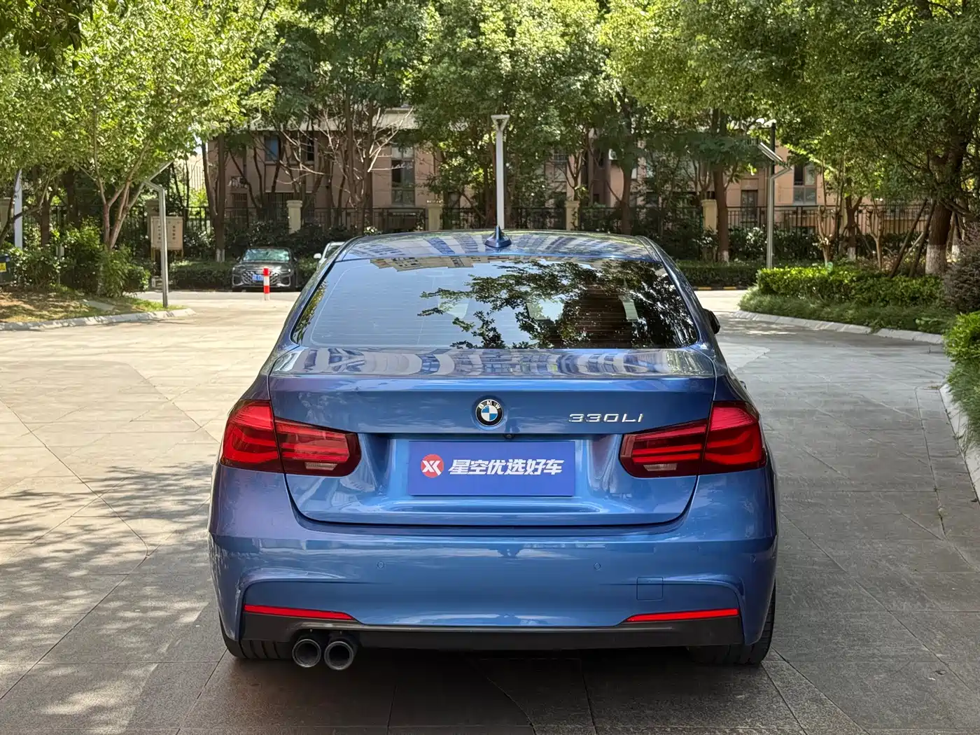 Фото 18 - BMW 3 Series