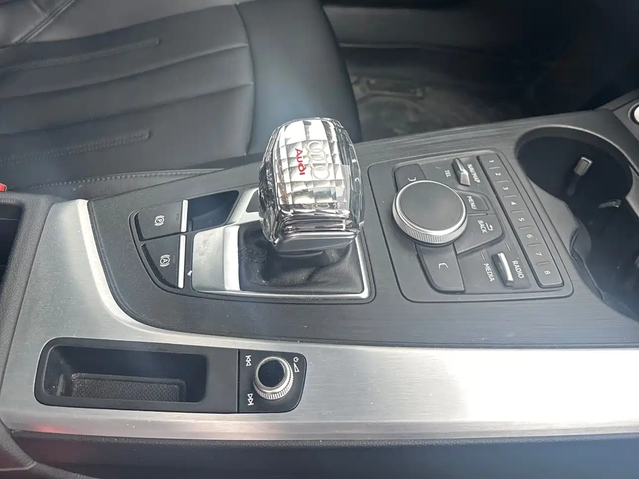 Audi A4L 2019 40 TFSI Progressive (China VI) фото 3