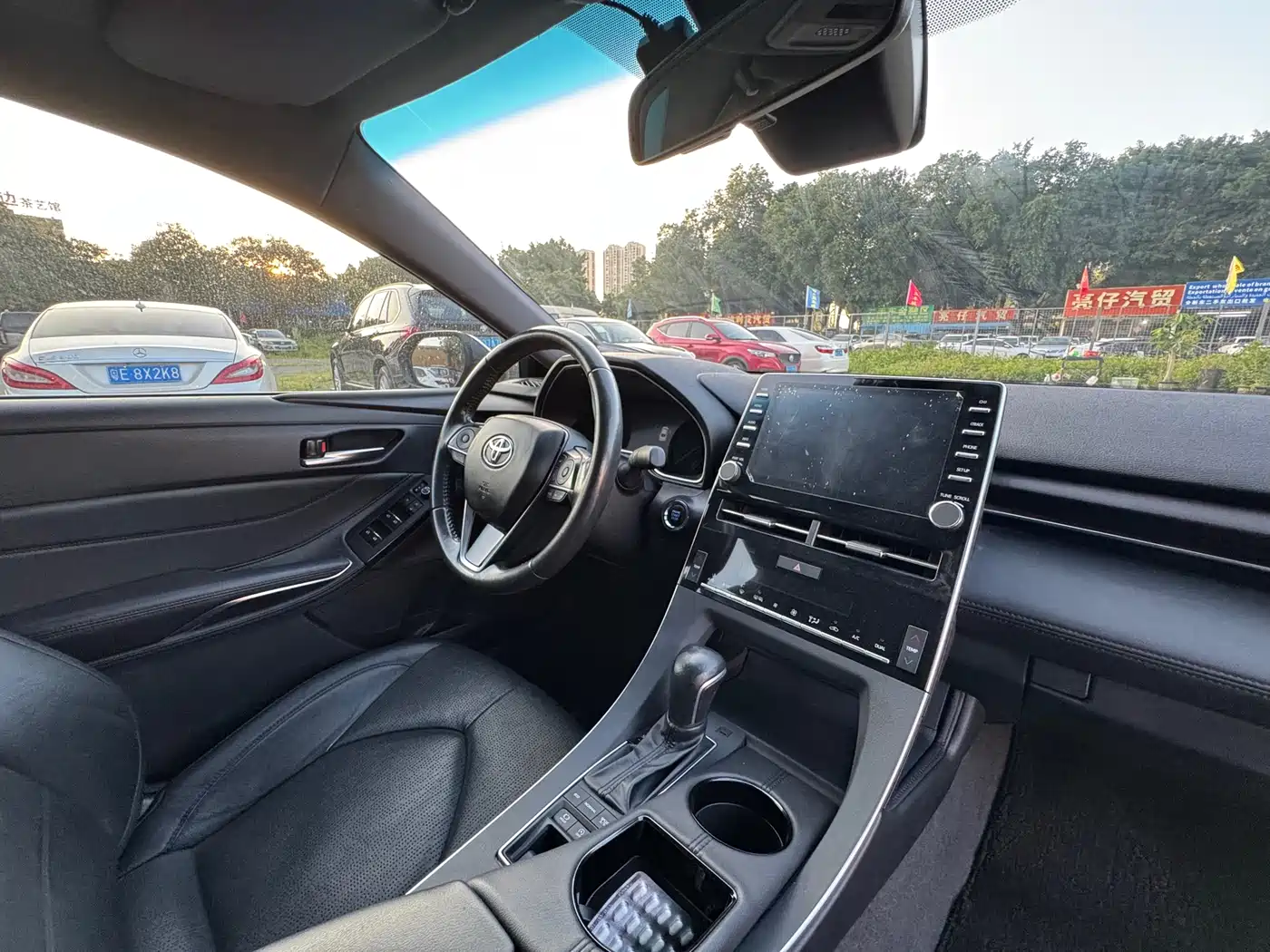 Toyota Avalon 2022 2.5L Luxury Edition фото 10