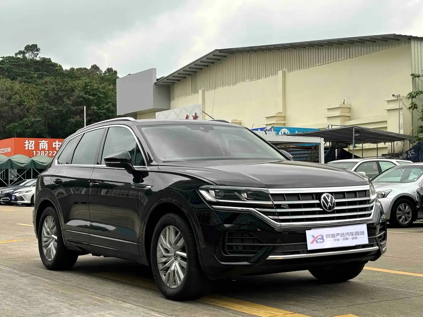 VOLKSWAGEN TOUAREG