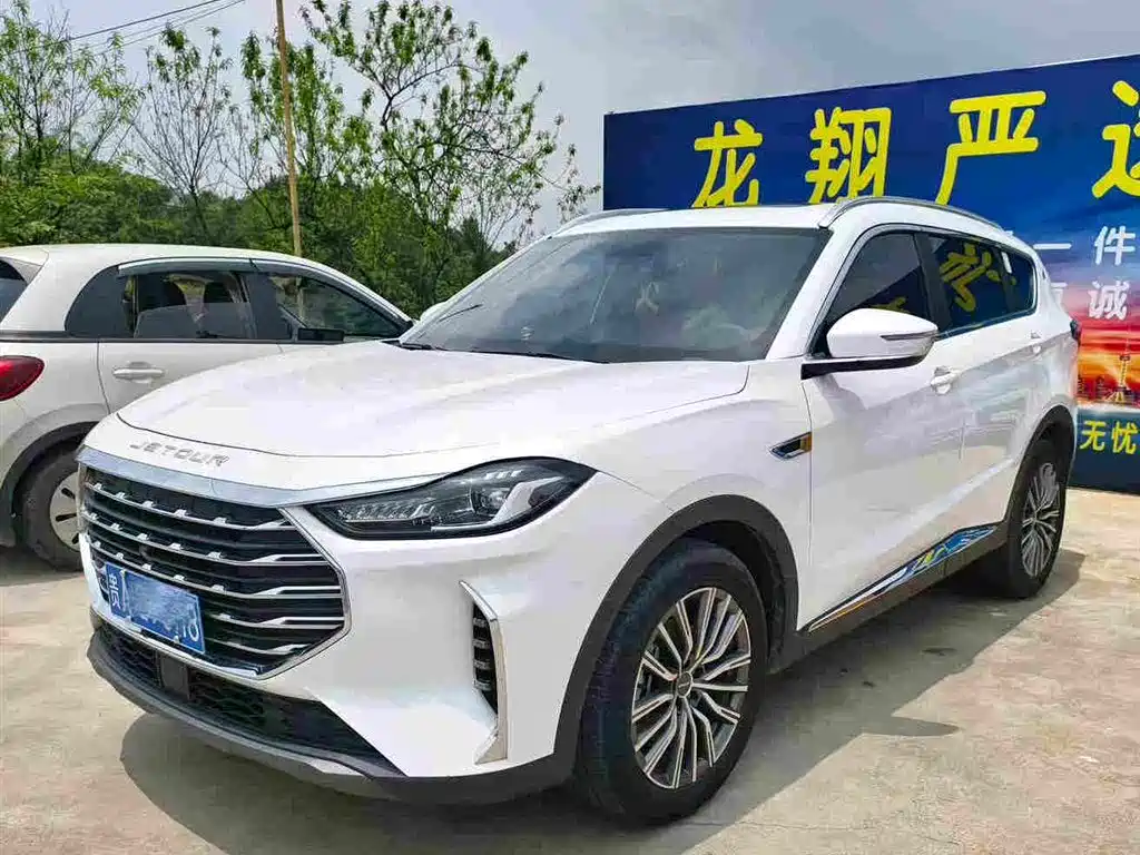 Jetour X70 PLUS 2023 1.5T DCT Warrior PLUS 5-seater