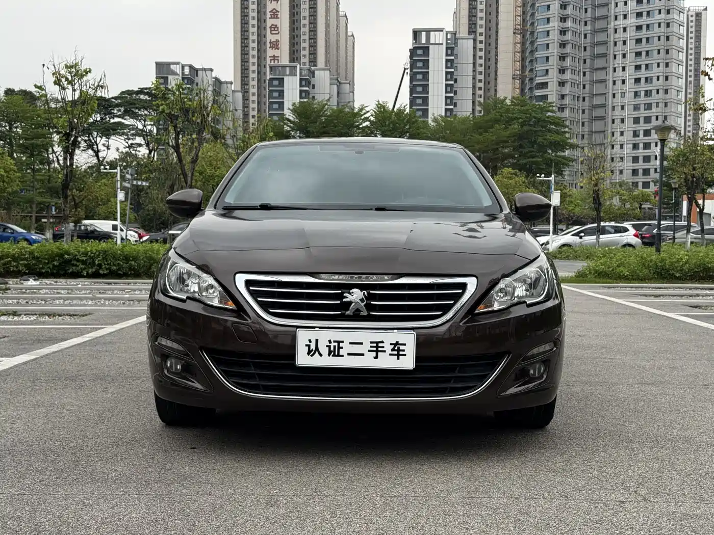 Peugeot 408 2015 1.2T Automatic Glory Edition фото 3