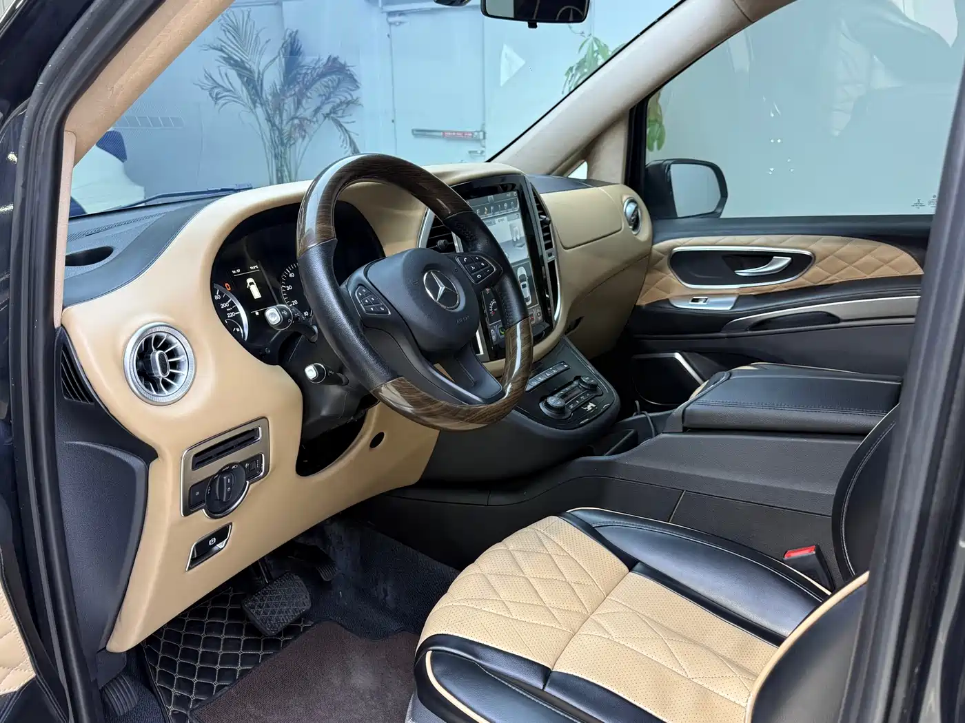Mercedes-Benz Vito 2016 2.0T Elite Edition фото 5