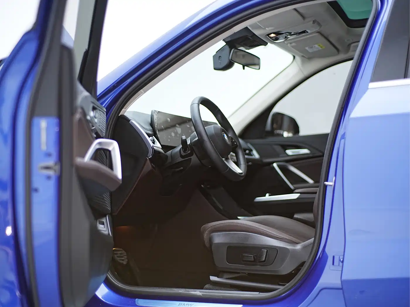 BMW X1 2023 sDrive20Li X Design Package фото 15