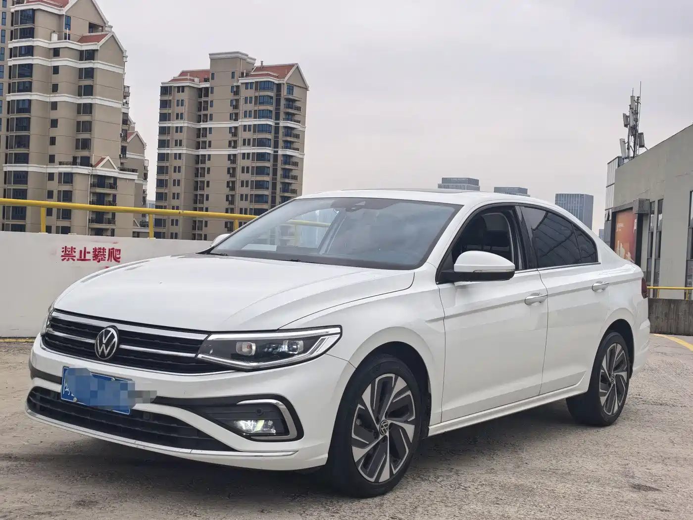 Volkswagen Bora 2023 200TSI DSG Smart PRO Edition